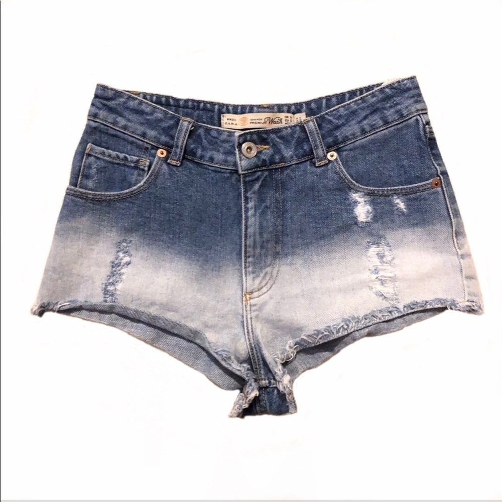 ⭐️ 3 For $15 Zara Ombré Distressed Shorts